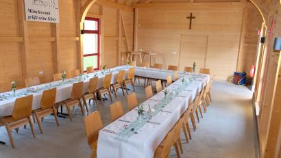 Bild: do
Längst bewährt sich die neue Gemeinschaftshalle als gesellschaftliches Zentrum. Auch für Familienfeiern sind die Räumlichkeiten bestens geeignet