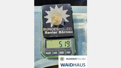 Bild: Bundespolizei/exb
Ausweis vergessen und Marihuana in der Unterhose – Bundespolizei stellt Strafanzeigen
