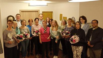 Bild: Irene Felkl/exb
Sie arbeiten zum Teil seit 25 Jahren als Ehrenamtliche in der Stadt- und Pfarrbücherei von Vilseck.