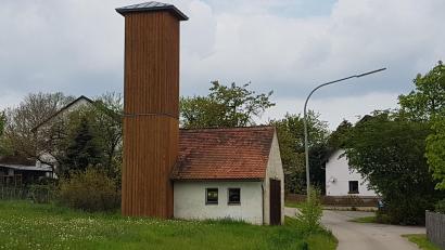 Bild: gi
Nach Auflösung der aktiven Feuerwehr Gröbenstädt hat der Markt Moosbach nun zu entscheiden, was mit dem Feuerwehr-Gerätehaus in Gebhardsreuth geschieht.