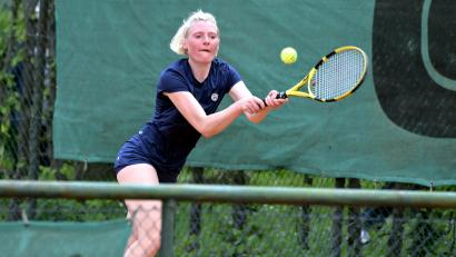 Bild: Hubert Ziegler
Gina Renner gewann ihr Einzel im Match-Tiebreak nach einem abgewehrten Matchball.