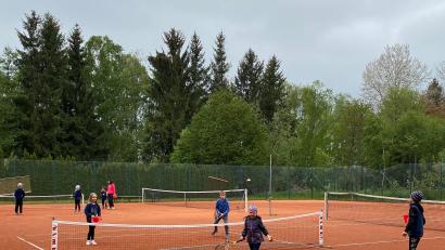 Bild: gz
Zum Eslarner Tennisplatz sind alle Kinder ab sechs eingeladen.