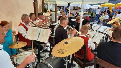 Bild: bö
Gute Musik den ganzen Tag über, Bratwürstl vom Grill und eine Instrumentenvorstellung für den Nachwuchs stehen beim Musikfest auf dem Programm.