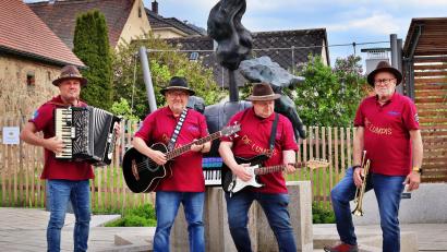 Bild: tok
Die "Lumpis" spielen am Samstag beim Gassl-Fest in Wurz am Stand des Frauenbunds auf.