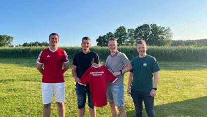 Bild: Federballfreunde Waldsassen/exb
Das neue Vorstandsteam der Federballfreunde Waldsassen, von links Jakob Rustler, Matthias Schnurrer, Nico Sommerer, Felix Sommerer.