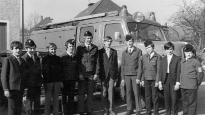 Bild: Archiv Werner Robl
Die Anfänge in der Feuerwehrkarriere von Andreas Wührl (Zweiter von links): Das Bild zeigt die Jugendfeuerwehr Wiesau im Jahr 1972.