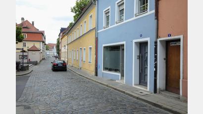 Bild: Wolfgang Steinbacher
Sofort nach dem Altstadtfest beginnen die Vorbereitungen für die Kanalsanierung in der Paulanergasse.