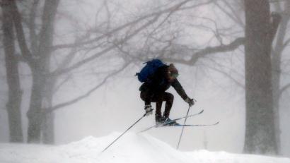 Symbolbild: Michael Dwyer
Seinem eigentlichen Vereinszweck geht der Skiclub Auerbach in heimischen Gefilden nur noch selten nach, aber sein Freizeitangebot hält er nach wie vor aufrecht.