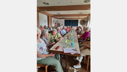 Bild: Martina Mielke/exb
Organisationsteam freut sich über die zahlreichen Besucher..