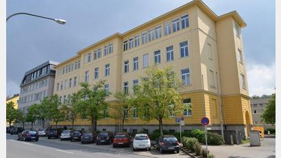 Archivbild: Petra Hartl
Das Augustinus-Gymnasium in Weiden ist bei den künftigen Fünftklässlern sehr beliebt. Überhaupt wollen viele Grundschüler an ein Gymnasium übertreten.