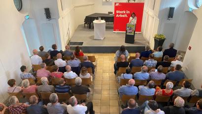 Bild: Ertl/exb
Die Spitalkirche in Schwandorf war gut besucht beim DGB Empfang.