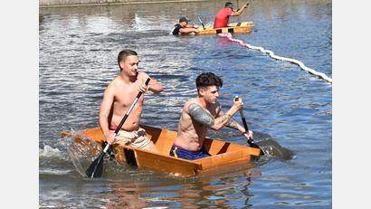 Bild: rgr
Am Samstag wird das Fischerfest mit dem Sautrogrennen eröffnet.