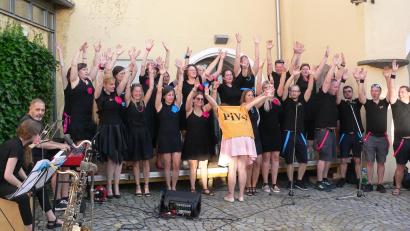 Bild: mh
Open-Air-Konzert von LuhKulTour mit den Sängern von „Pilsen Voice“ (PiVo)