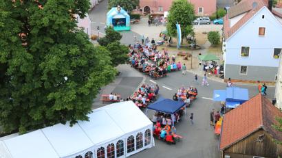 Bild: Archiv lei
Die Organisatoren des Eschenfeldener Dorffests hoffen auf regen Besuch wie im Vorjahr.