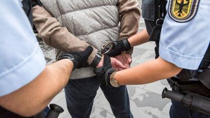 Symbolbild: Bundespolizei / exb
Zwei gesuchte Straftäter gingen der Bundespolizei Waidhaus ins Netz. Eine 39-Jährige sitzt nun für längere Zeit ein.