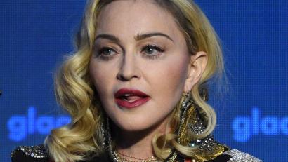 Bild: Evan Agostini/Invision/AP/dpa
Madonna hat ihre Welttournee nach einer schweren Infektion verschoben.