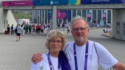 Bild: Friederike Dunkel-Benz/exb
Die Ärzte Dr. Friederike Dunkel-Benz und Dr. Reinhold Benz waren eine Woche als Helfer bei den Special Olympics World Games in Berlin im Einsatz.
