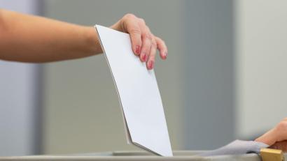 Symbolbild: Robert Michael/dpa
Wählen ab 16? Vote16 will das auf den Weg bringen.