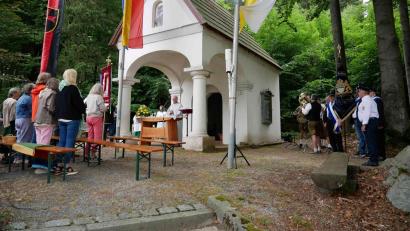 Bild: gz
Der Gottesdienst an der Waldkapelle hat Tradition.