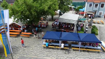 Archivbild: Verwaltungsgemeinschaft Pfreimd/exb
Das Zentrum der Stadt Pfreimd wird am nächsten Wochenende auch wieder zum Mittelpunkt des Bürgerfestes.