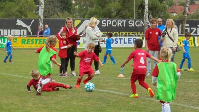 Archivbild: gau
Auch in diesem Jahr wird es wieder viel Betrieb am Sportgelände des 1. FC Rieden geben.