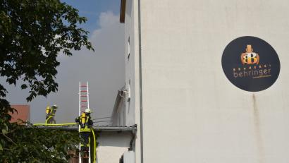 Bild: dob
Rund 100.000 Euro Sachschaden sollen beim Brand im ehemaligen Kommunbrauhaus hinter der Weißbiergaststätte Behringer, laut Polizei, entstanden sein.