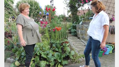 Bild: pi
Monika Zeitler-Kals (rechts) und Maria Nistler hoffen auf viele Teilnehmer.