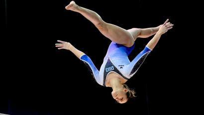 Bild: Marijan Murat/dpa
Sarah Voss aus Deutschland turnt am Schwebebalken.