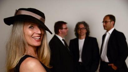 Bild: Romy Börner/exb
Die Goldenen 20er bringt Sängerin Romy Börner mit ihren Musikerkollegen als "Romy Börner Quartett" in Elbart auf die Bühne.