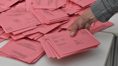 Archivbild: Petra Hartl
Briefwahl-Briefe aus Amberg bei der Bundestagswahl 2021. Im Oktober wird der neue Landtag gewählt.