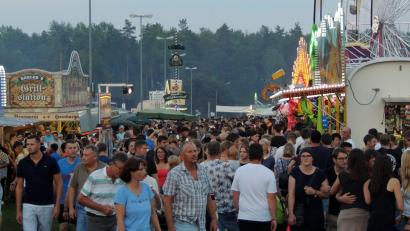 Archivbild: mor
Die Veranstalter rechnen beim Deutsch-Amerikanischen Volksfest wieder mit einem Besucheransturm wie in früheren Zeiten.