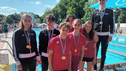 Bild: Dippold
Die in Rieden erfolgreichen Schwimmerinnen und Schwimmer des SV Weiden.