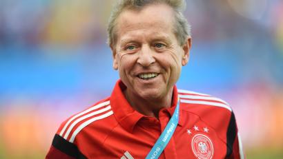 Bild: Andreas Gebert/dpa
Klaus Eder bei der WM 2014 in Brasilien. Am Sonntag wird der Regensburger 70 Jahre alt.