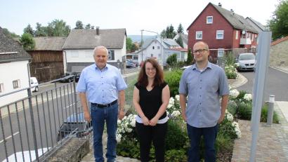 Bild: Gemeinde Kulmain/exb
Bürgermeister Günter Kopp (links) und Geschäftsleiter Christopher Östreicher hießen Franziska Pocker (von rechts) willkommen.