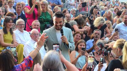 Bild: Kunz
Giovanni Zarrelli mischt sich am Sonntag bei den Schlossfestspielen auch unters Publikum.