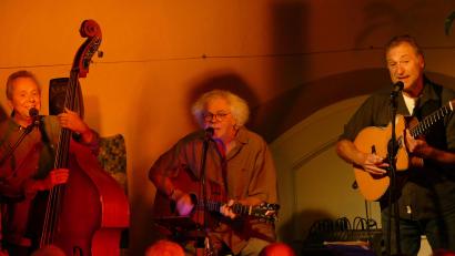 Bild: exb/Old Folks
Old Folks - handgemacht und unplugged