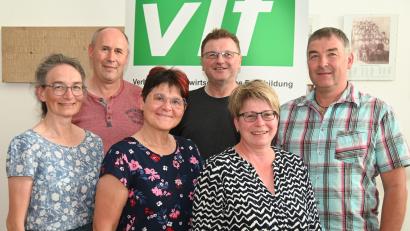 Bild: gf
Der neue Vorstand des Verbands für landwirtschaftliche Fachbildung, Kreisverband Amberg-Sulzbach (von links): Andrea Baum, Werner Wendl, Inge Neiswirth, Johann Ippisch, Monika Kolb und Peter Gradl.