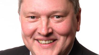 Bild: exb
Der Direktkandidat der Freien Wähler des Stimmkreises Tirschenreuth, Bernhard Schmidt aus Erbendorf, bleibt auf dem zweiten Platz der Oberpfalz-Liste.