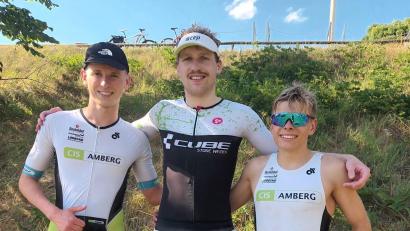 Bild: sil
Samuel Keck, Noah Treptow und Luca Bukenberger (von links) freuten sich über gute Plätze.