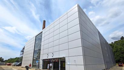 Bild: fph
Das neue Parkhaus auf dem Benker-Areal hat 5,3 Millionen Euro gekostet.