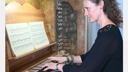 Bild: gf
Ingrid Kasper eröffnete die Orgelmusik-Reihe in Amberg.