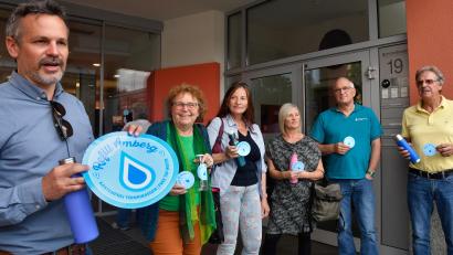 Bild: Petra Hartl
Sie holen die Refill-Bewegung nach Amberg (von links): Martin Frey, Brigitte Netta, Hannelore Zapf, Tanja Dandorfer, Rudolf Scharl und Albert Schindlbeck.
