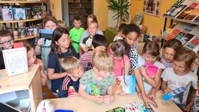 Bild: Gemeindebücherei Kulmain/exb
Die Grundschüler besuchten die Gemeindebücherei.