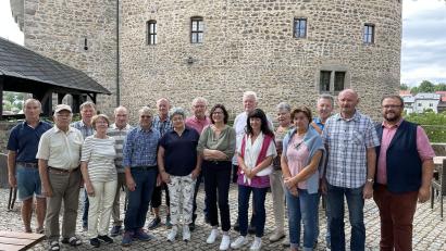 Bild: Mitglieder- und Pensionärsverein Siemens/exb
Der Mitglieder- und Pensionärsverein Siemens Kemnath besichtigte die Falkenberger Burg.