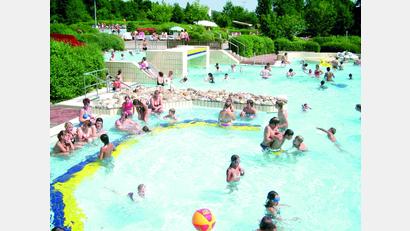 Bild: Stadt Auerbach
Badespaß im Freizeitbad Schwimm-sala-bim Auerbach.