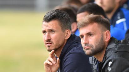 Bild: A. Schwarzmeier
Trainer Michael Riester (links) und Co-Trainer Marco Lorenz trugen zu ihrer aktiven Zeit schon einmal das Trikot des SC Luhe-Wildenau.