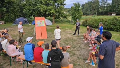 Bild: bey
Unterhaltsame Spiele sind beim Zeltlager der Ministranten vor allem auch dazu da, sich gegenseitig kennenzulernen.