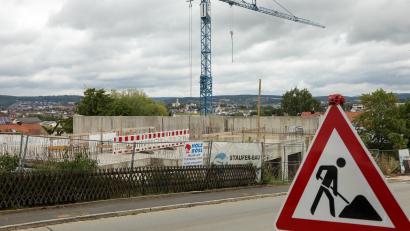 Bild: Wolfgang Steinbacher
Es wird wieder weitergebaut an der neuen Kita St. Raphael in Kümmersbruck.