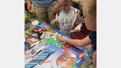 Bild: Irene Fritz/exb
Bei der Plakatwerkstatt in der Kulturwerkstatt Kalmreuth können die teilnehmenden Kinder ihre Kreativität ausleben.