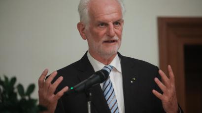 Archivbild: Wolfgang Steinbacher
Bei der Verleihung der Ehrenbürgerwürde an Alt-Oberbürgermeister Wolfgang Dandorfer im Oktober 2019 ist dieses Archivbild entstanden.